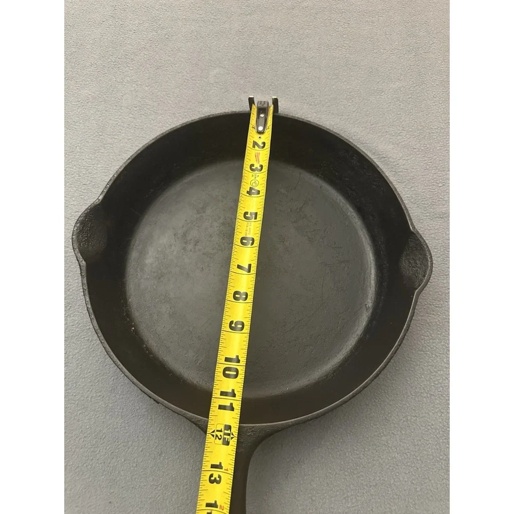 Vintage Griswold Erie No. 10 Cast Iron Skillet 716